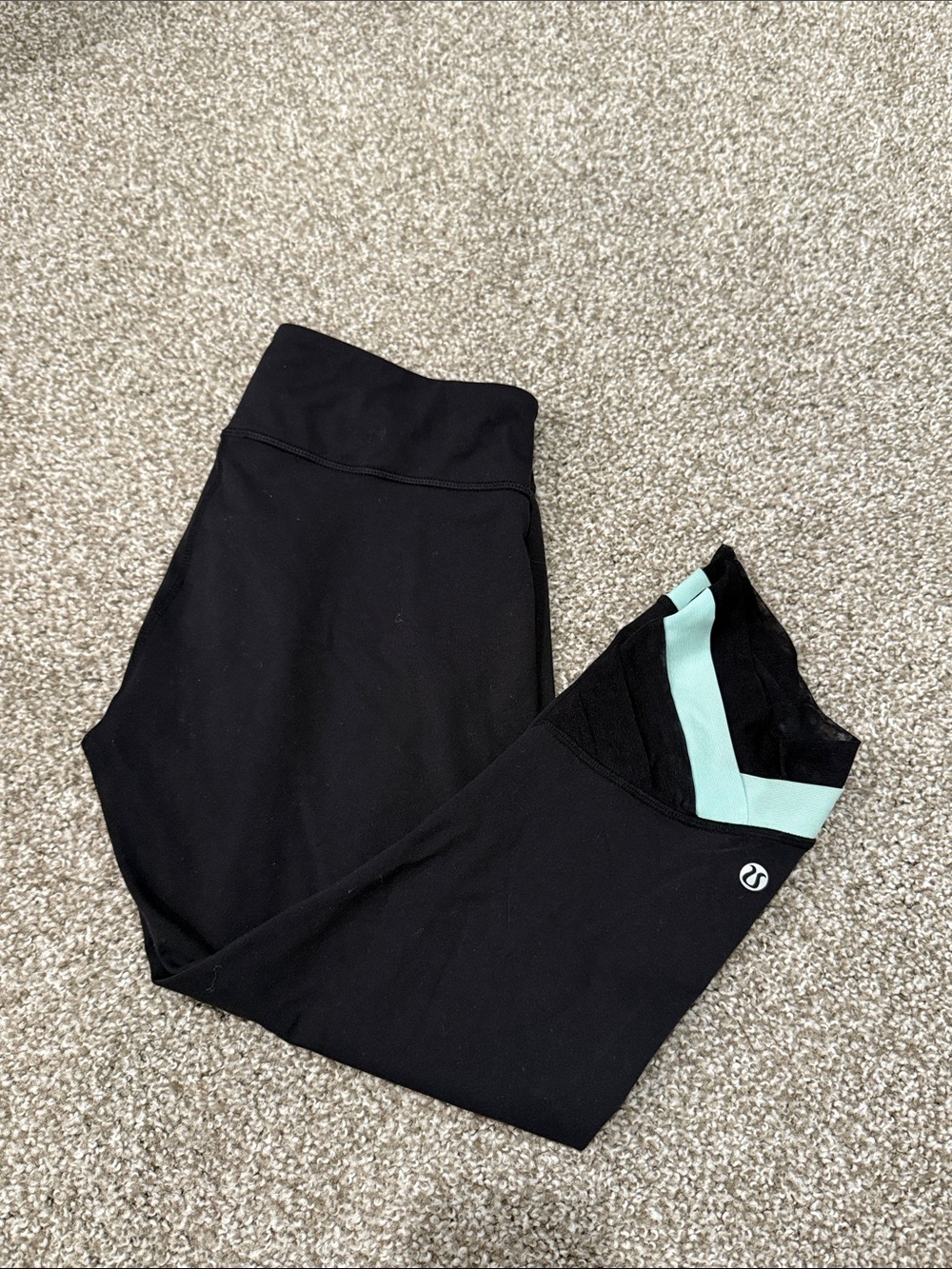 Lululemon Black Crop Leggings Aqua Blue Detail Size 8